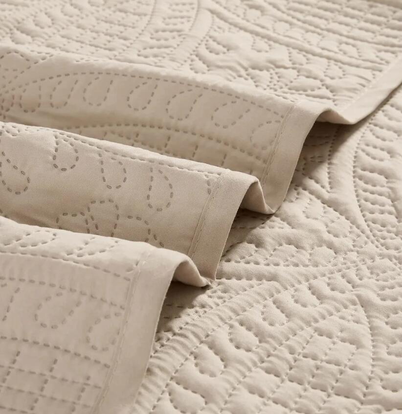 HYSEAS King Size Bedspread Coverlet Set - Bedding Cover with Shams - Ultrasonic Quilting Technology - 3 Piece Oversized King Quilt Set - Bedspreads & Coverlets (King, Beige)