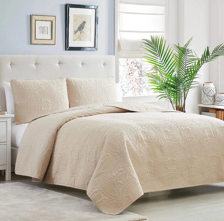 HYSEAS King Size Bedspread Coverlet Set - Bedding Cover with Shams - Ultrasonic Quilting Technology - 3 Piece Oversized King Quilt Set - Bedspreads & Coverlets (King, Beige)