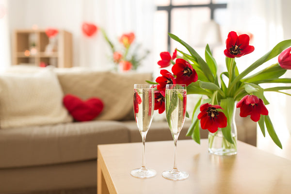 Living Room Atmosphere Tips for a Romantic Evening at Home