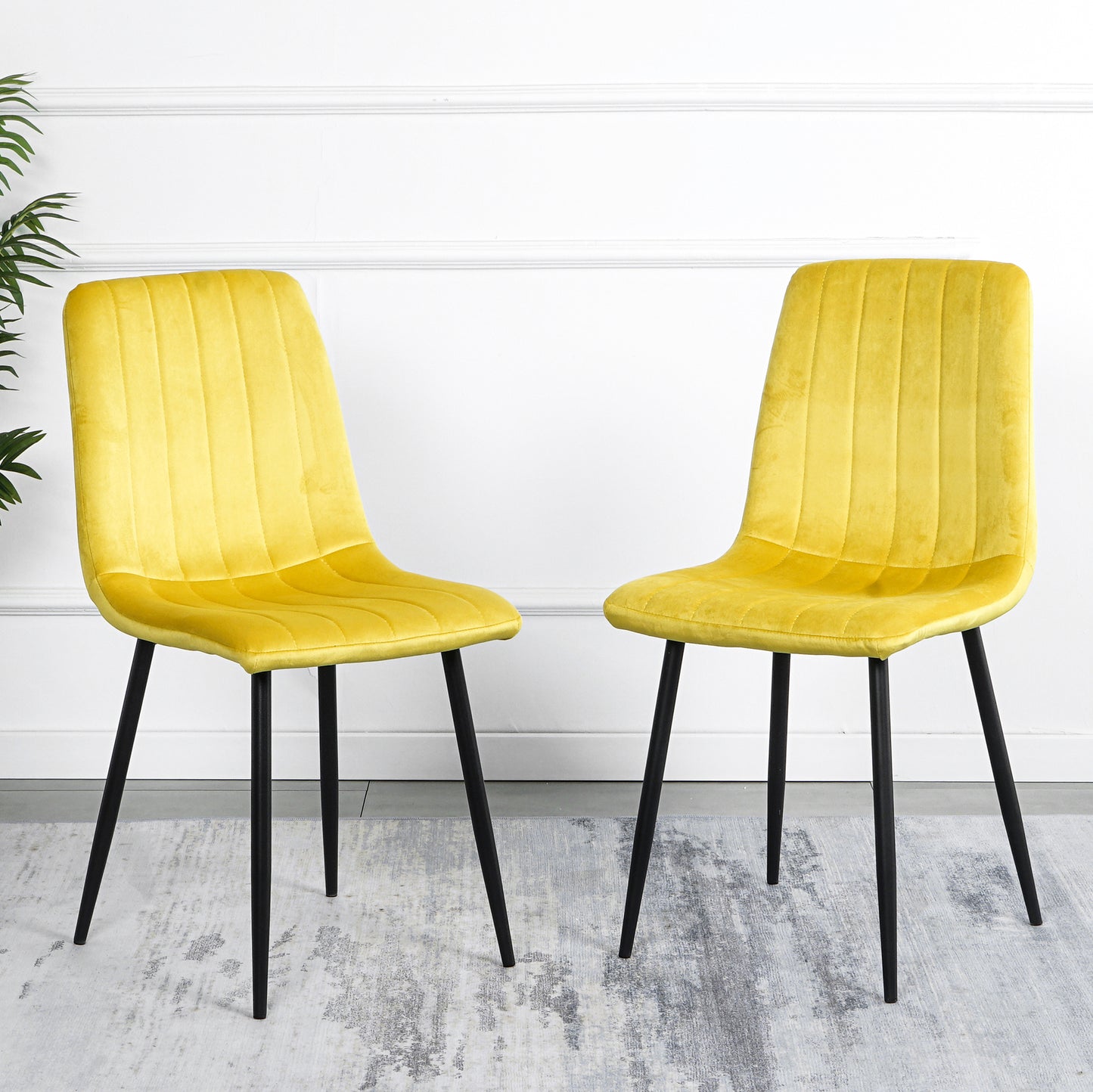 Modern Velvet Dining Kitchen Chair, Upholstered Side Chair with Black Coated Legs, set of 4